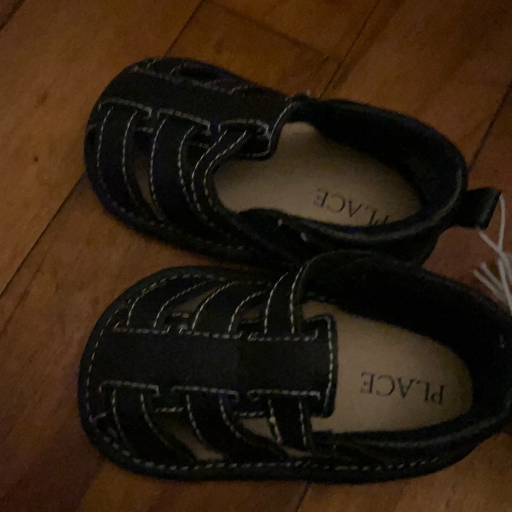 Boys sandals